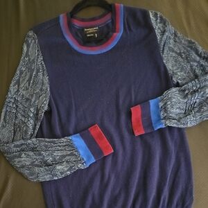 Anthropologie Women's Navy Sweater with Patterned Sleeves